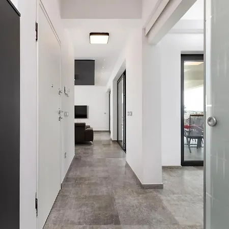 Apartamento With Swimming Pool Vantacici - Krk - 21738